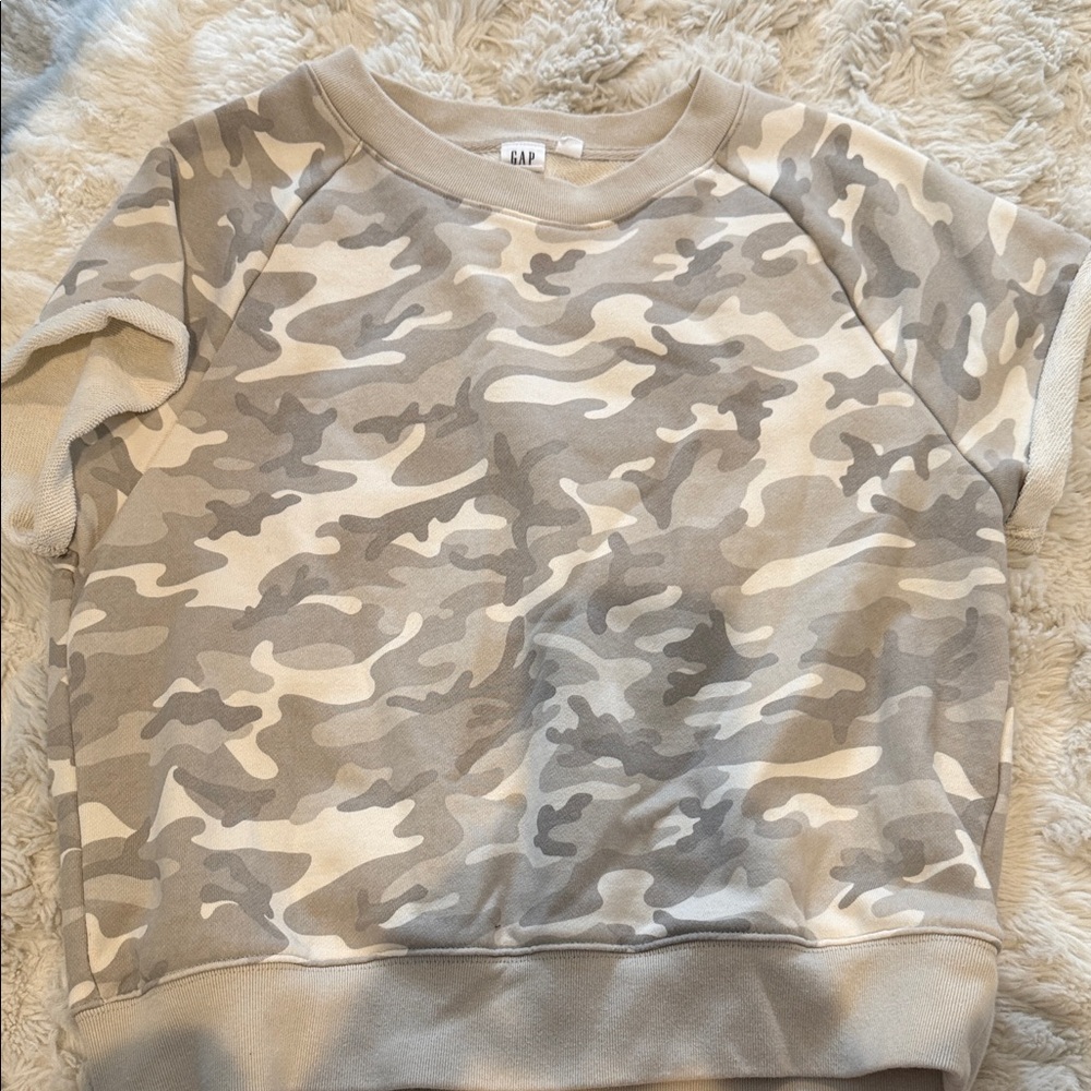 GAP Kids Camo Sweatshirt - Beige and Gray